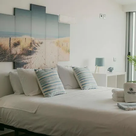 86 - Meeras Surf House