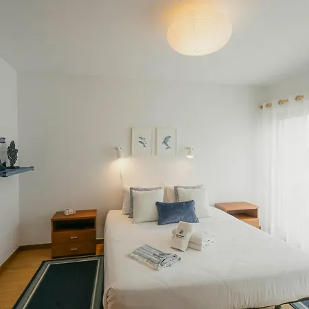 Feriehus 86 - Meeras Surf House Ferrel (Leiria)