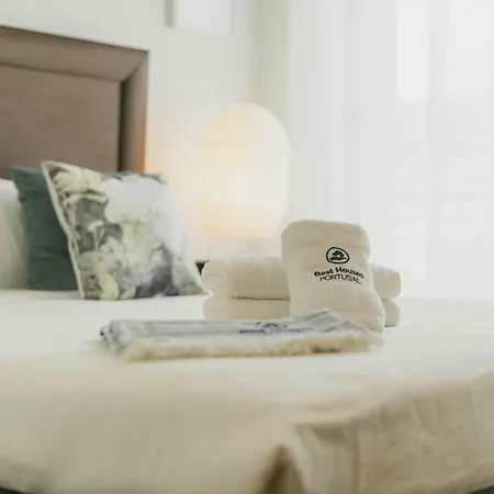 86 - Meeras Surf House