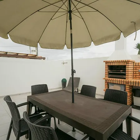 Feriehus 86 - Meeras Surf House *